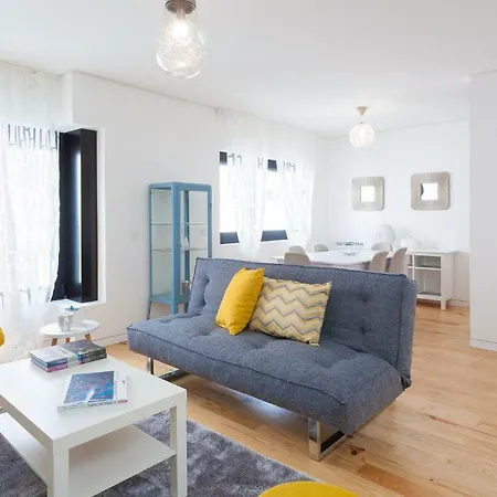 Дом отдыха Urban Views Townhouse Arrabida