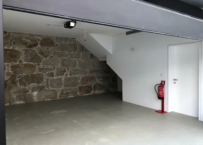 Urban Views Townhouse Arrabida * ポルト